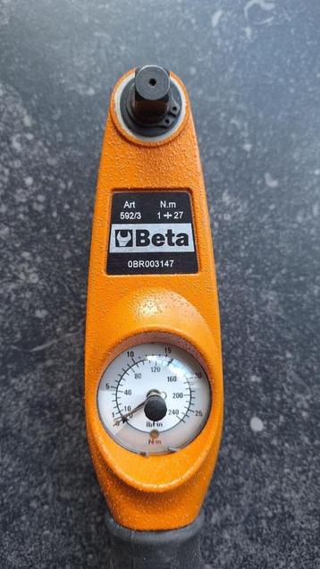 Te koop momentsleutel met meetklok beschikbaar voor biedingen