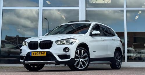 BMW X1 SDrive20i Panoramadak Camera Led Leer 19"LM Mooi!, Auto's, BMW, Bedrijf, Te koop, X1, ABS, Achteruitrijcamera, Airbags