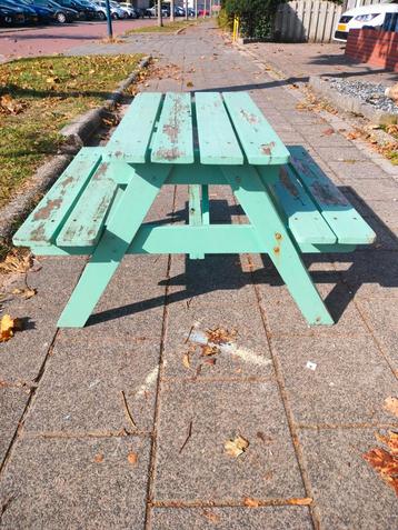 Kinder picknicktafel  beschikbaar voor biedingen