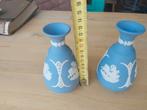 2 Wedgwood Vaasjes - Made in England, Antiek en Kunst, Ophalen