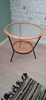 rotan bijzettafel met glas, Minder dan 55 cm, Gebruikt, Rond, Glas