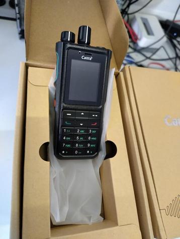 Caltta E690 portofoons beschikbaar voor biedingen