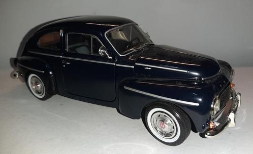Volvo 544 Modelauto 1:18., Hobby en Vrije tijd, Modelauto's | 1:18, Zo goed als nieuw, Revell, Verzenden