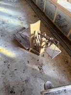 Antieke weegschaal, Ophalen