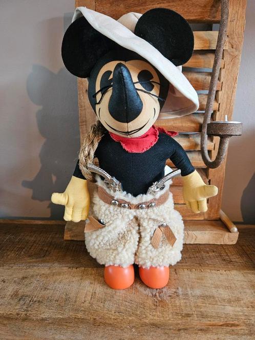 Replica 1930s Cowboy Mickey Mouse Doll Knickerbocker, Verzamelen, Disney, Gebruikt, Beeldje of Figuurtje, Mickey Mouse, Ophalen of Verzenden