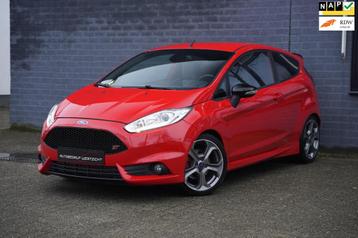 Ford Fiesta 1.6 ST2 182pk, Milltek, ST schroefset, Recaro ST beschikbaar voor biedingen