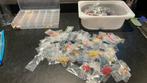 Lego onderdelen gesorteerd, Ophalen