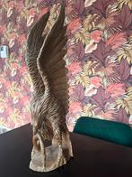 Houten adelaar met slang, Ophalen, Zo goed als nieuw