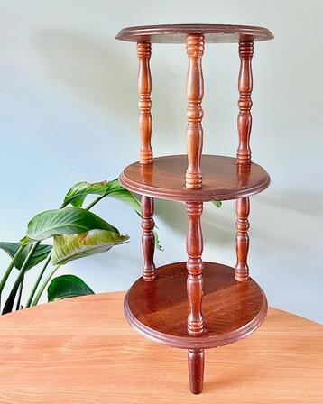 Vintage houten bijzettafel plantentafel plantenstandaard beschikbaar voor biedingen
