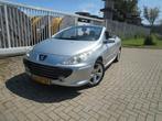 Peugeot 307 CC 2.0-16V, Auto's, Peugeot, Voorwielaandrijving, Stof, Gebruikt, Zwart