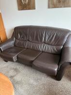 2 leren banken 2 en 3 zits nette staat Gratis !!, -, -, 75 tot 100 cm, Ophalen of Verzenden