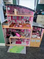 Poppenhuis met inhoud., Ophalen, Zo goed als nieuw