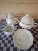 Winterling Bavaria Theepot en kannetje, 6 gebaksbordjes, kom, Overige typen, Ophalen of Verzenden, Zo goed als nieuw, Overige stijlen