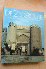 De zijderoute 20 eeuwen handelswegen tussen China en Europa, Boeken, Ophalen of Verzenden, Gelezen, J.P. Drege
