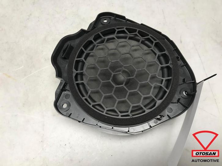 Audi A3 8V Q2 Speaker 8V0035411, Auto-onderdelen, Elektronica en Kabels, Audi, Gebruikt, Ophalen of Verzenden