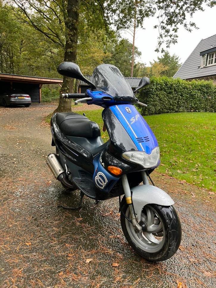 Gilera runner 125cc, Fietsen en Brommers, Scooters | Piaggio, Zo goed als nieuw, Overige modellen, Benzine, Ophalen