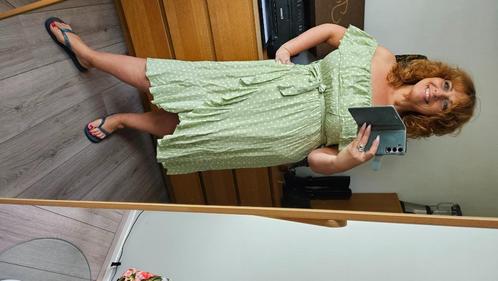 Leuke jurk met deels vaste overslag maat 44/46, Kleding | Dames, Jurken, Gedragen, Maat 42/44 (L), Groen, Onder de knie, Verzenden