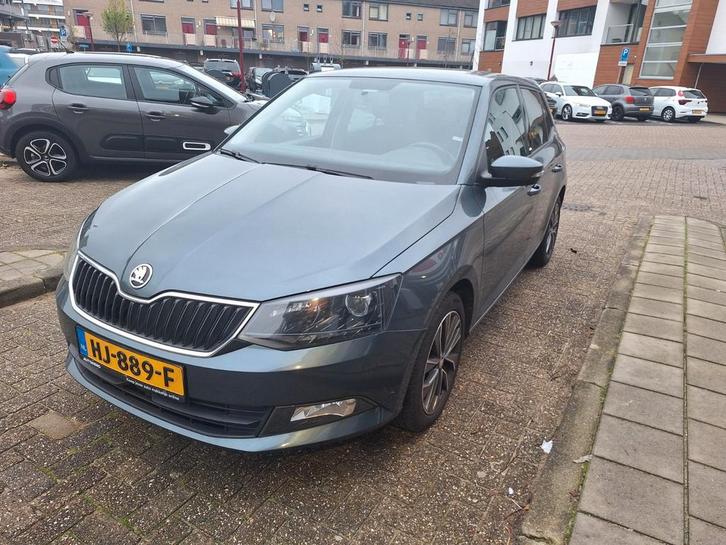 Skoda Fabia 1.2 TSI 66KW 2015 Grijs, Auto's, Skoda, Particulier, Fabia, Airconditioning, Bluetooth, Cruise Control, Parkeersensor