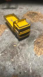 MATCHBOX VOLVO F10 FERRY MASTERS YELLOW 1984, Ophalen of Verzenden, Zo goed als nieuw, Auto