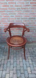 Thonet armstoel, Ophalen