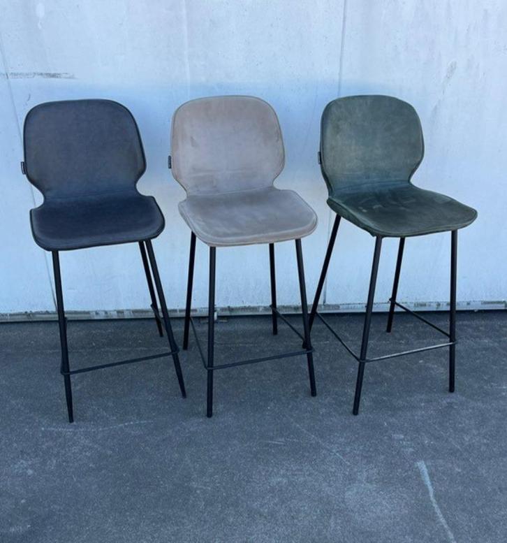 60 stuks luxe bistro horeca restaurant kookeiland krukken, Huis en Inrichting, Barkrukken, Zo goed als nieuw, 60 tot 90 cm, Leer