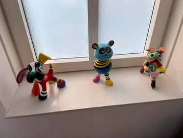 3 Kleurrijke Decoratieve Figuren – Uniek & Vrolijk! beschikbaar voor biedingen