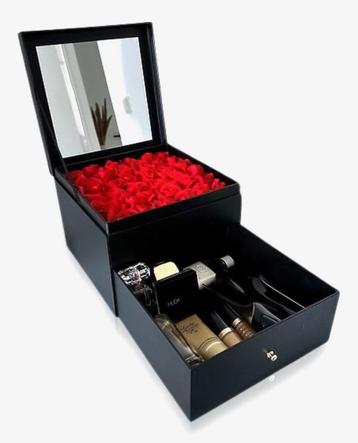 La Rose Make-up organizer met rozen - nieuw beschikbaar voor biedingen