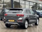 Volkswagen T-Roc 1.5 TSI Life Edition 150pk automaat | Camer, Stof, Euro 6, 4 cilinders, 150 pk