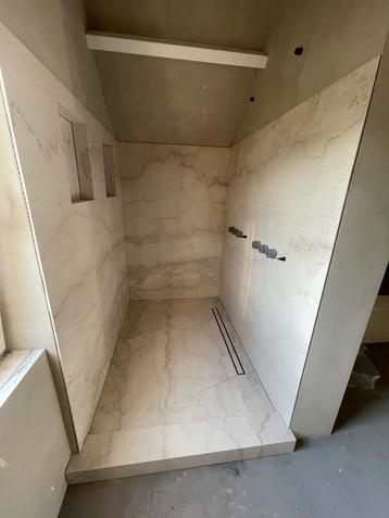 Badkamer tegels intercodam beschikbaar voor biedingen