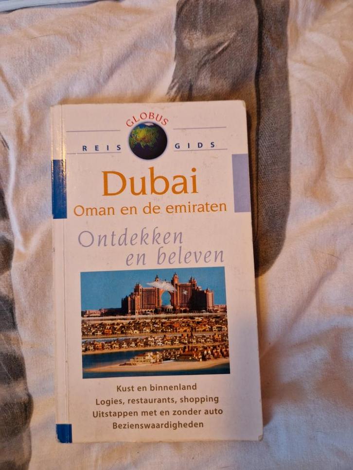 Reisgids Dubai - Oman en de Emiraten, Boeken, Reisgidsen, Reisgids of -boek, Europa, Overige merken, Ophalen of Verzenden