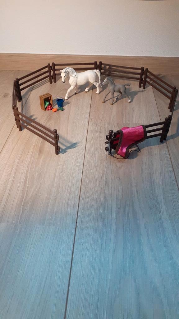 Schleich Paddock met Merrie en Veulen, Kinderen en Baby's, Speelgoed | Poppen, Ophalen of Verzenden