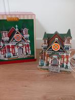 Lemax Berlington Church kerstdorp, Diversen, Kerst, Ophalen of Verzenden, Zo goed als nieuw