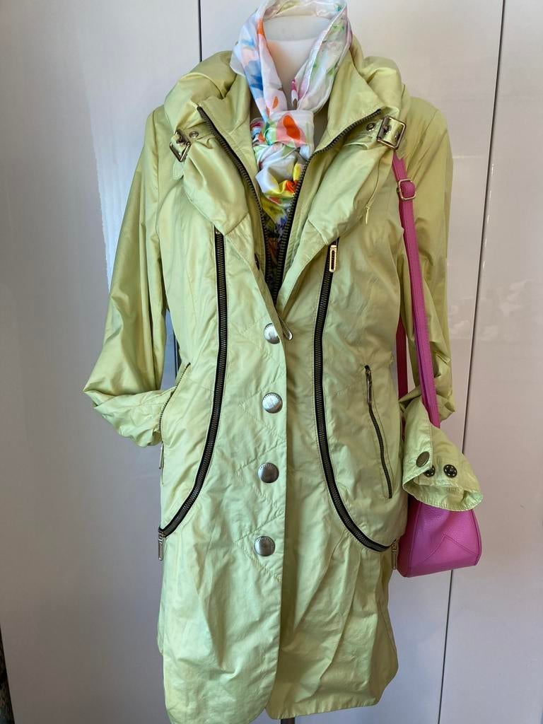 Prachtige Creenstone jas maat 38, lime kleur, Ophalen, Zo goed als nieuw, Maat 38/40 (M), Groen