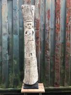 Oud houtsnijwerk paneel Java man uit Indonesie handwerk, Antiek en Kunst, Overige onderwerpen, Ophalen of Verzenden, Beeld, Hout