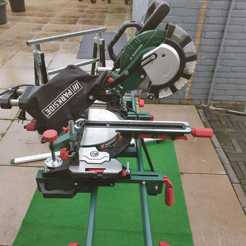 Afkortzaag, Ophalen, 1200 watt of meer, Afkortzaag, 70 mm of meer