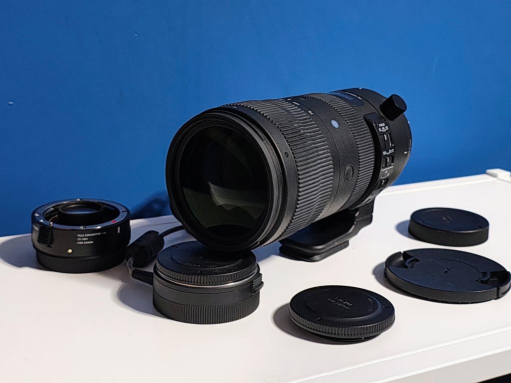 Sigma 70-200mm f/2.8 DG OS HSM Sports (EF) + teleconverter, Ophalen of Verzenden, Zo goed als nieuw, Telelens