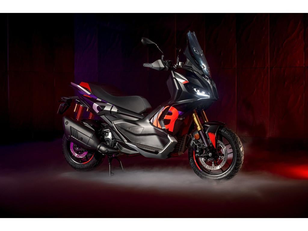 APRILIA SR GT 400 CC REPLICA RACING 2026 | 4 Jaar Fabrieksga, Motoren, Scooter, Piaggio, 100 cc, Viale Rinaldo Piaggio
56025  Pontedera, NL