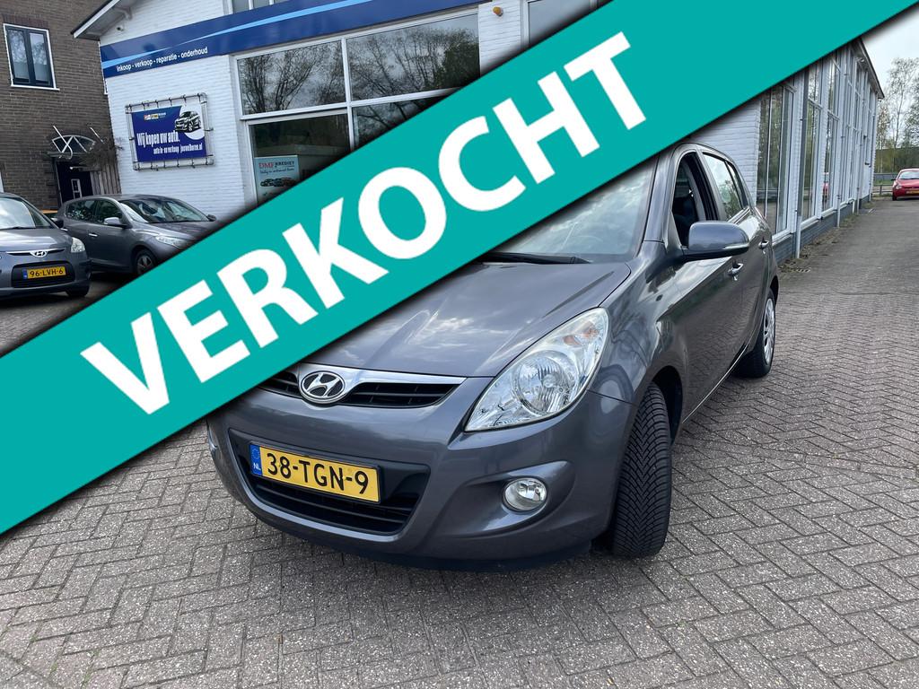 Hyundai I20 1.2i i-Motion, Auto's, Hyundai, Bedrijf, i20, ABS, Airbags, Airconditioning, Boordcomputer, Centrale vergrendeling