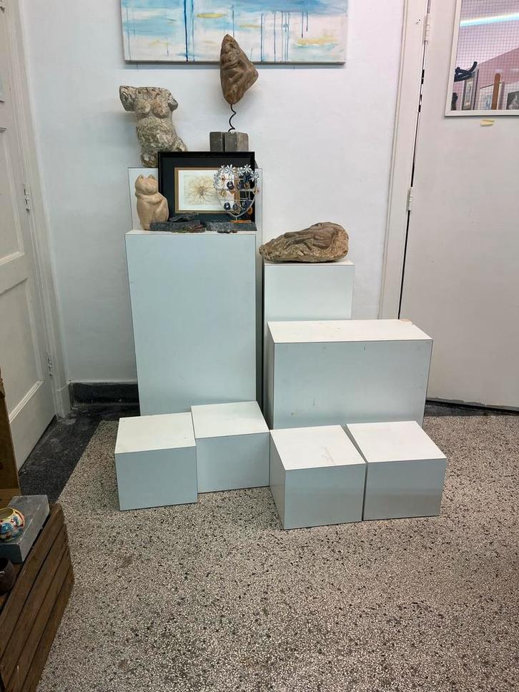 Stevige  Expositie zuilen  - Diverse Maten, Huis en Inrichting, Kasten | Overige, Gebruikt, Ophalen