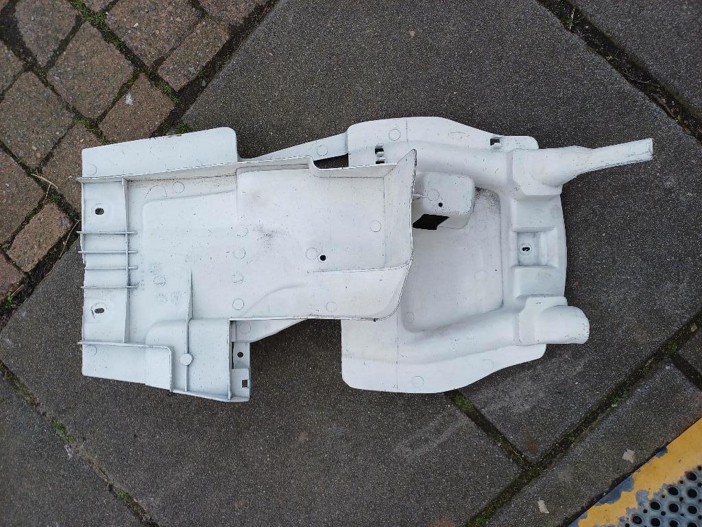 Onderplaat achterkant Yamaha BWS 1995 model, Ophalen of Verzenden, Gebruikt, Kap, Yamaha