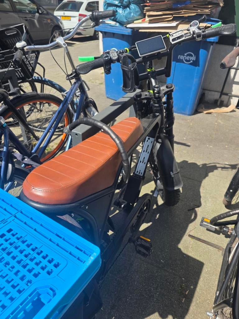 Fatbike V8 + 3 batteries and charger, Fietsen en Brommers, Elektrische fietsen, Ophalen of Verzenden, Zo goed als nieuw, Overige merken