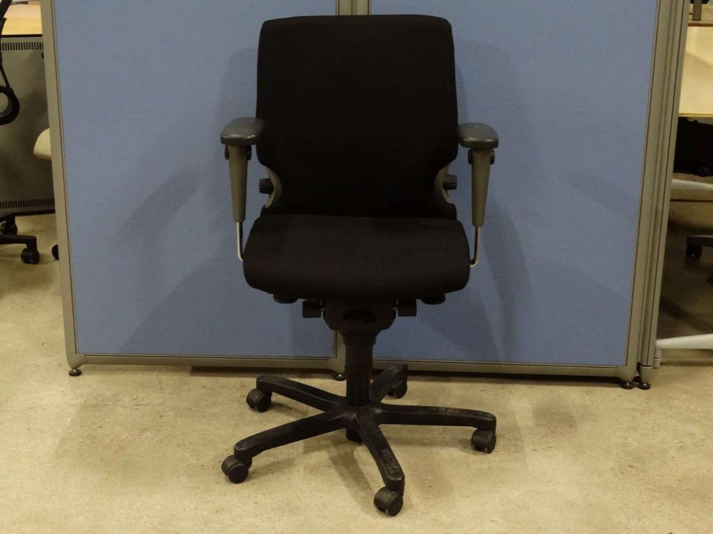 Comforto 77 bureaustoel zwart ( refurbished ) 25x, Zwart, Haworth Comforto, Ophalen of Verzenden, Zo goed als nieuw