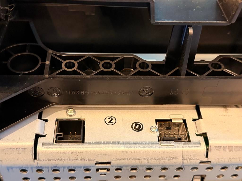 Originele Mercedes-Benz radio unit - Display Entry, Auto diversen, Autoradio's, Ophalen of Verzenden, Gebruikt