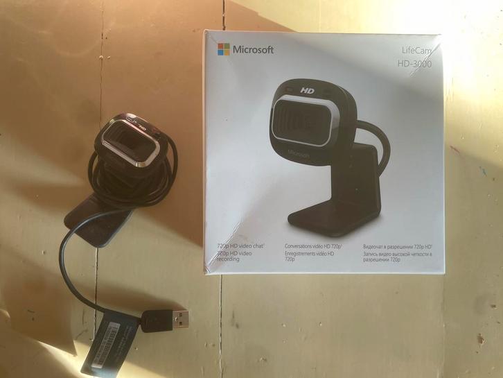 Microsoft LifeCam HD-3000 Webcam, Computers en Software, Webcams, Zo goed als nieuw, Bedraad, Windows, Monitorclip, Ophalen of Verzenden