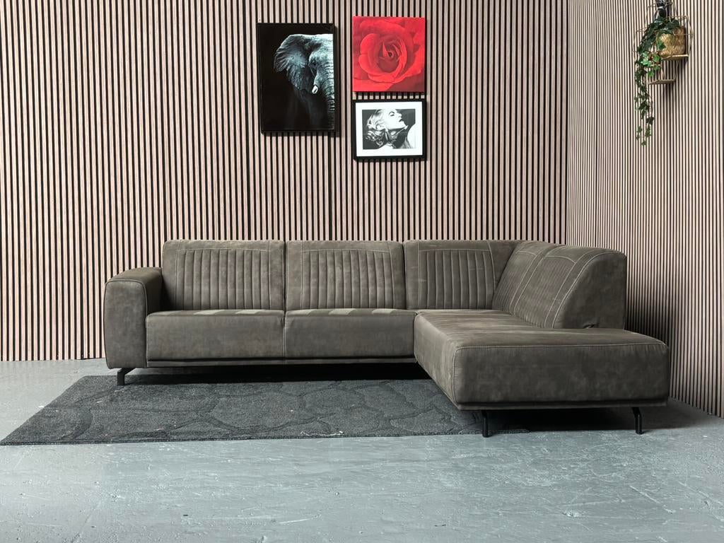 GRATIS LEVERING Hoekbank Donkergroen 265x220 GEREINIGD, Huis en Inrichting, Banken | Bankstellen, 250 tot 300 cm, Hoekbank, Ophalen of Verzenden