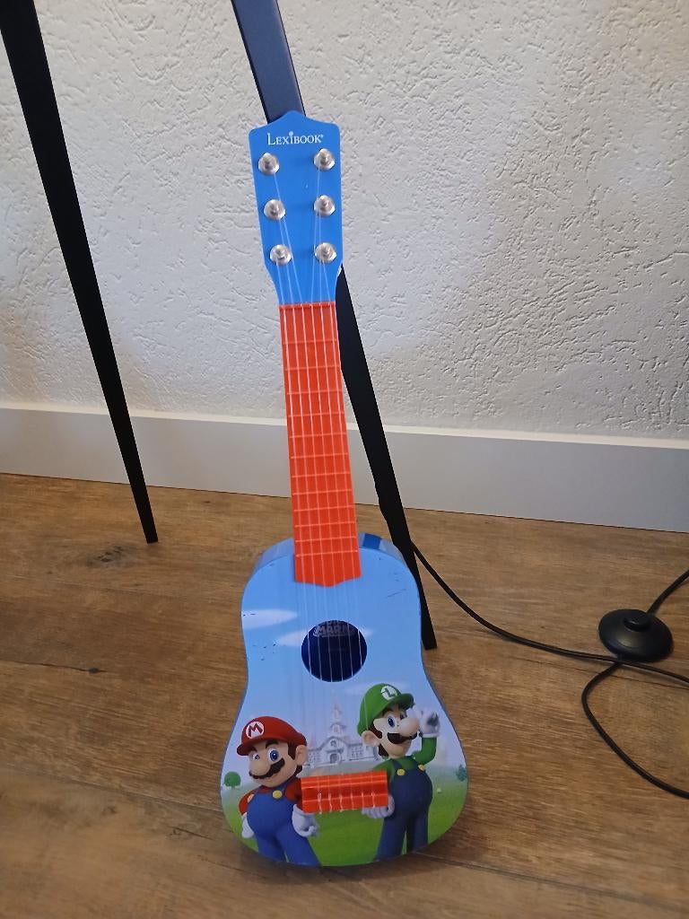Mario speelgoed gitaar, Kinderen en Baby's, Speelgoed | Overig, Ophalen, Gebruikt, Jongen of Meisje