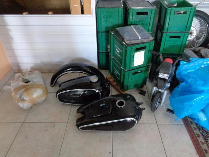 BMW onderdelen alles MOET weg, Motoren, Onderdelen | BMW, Nieuw, Ophalen of Verzenden