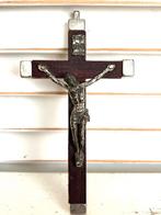 Antieke kruisbeeld hanger nikkel en hout Italie, Ophalen