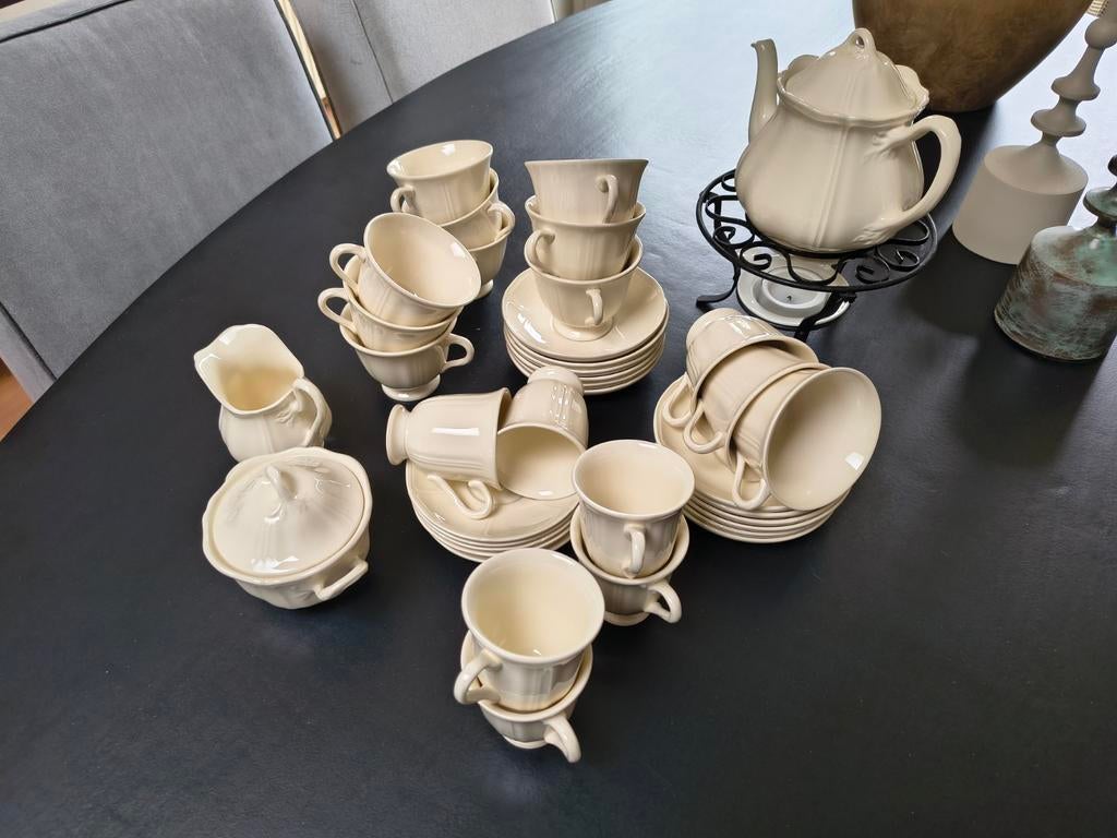 Compleet Koffie/ Thee servies Wedgwood Queensplain., Ophalen