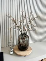 Vaas met bloesemtakken, Ophalen, Zo goed als nieuw